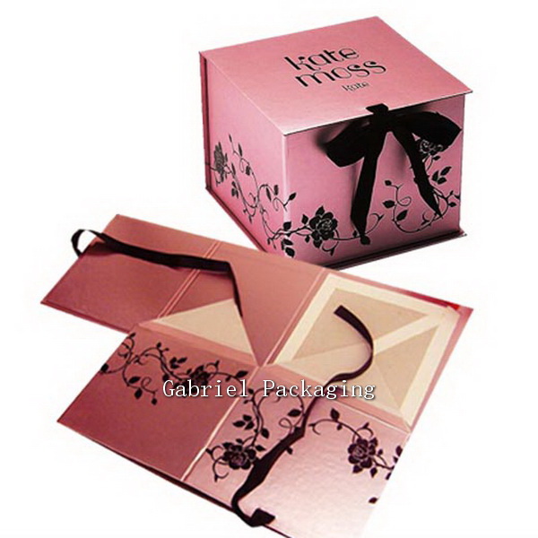 Custom Distinctive Folded Gift Box