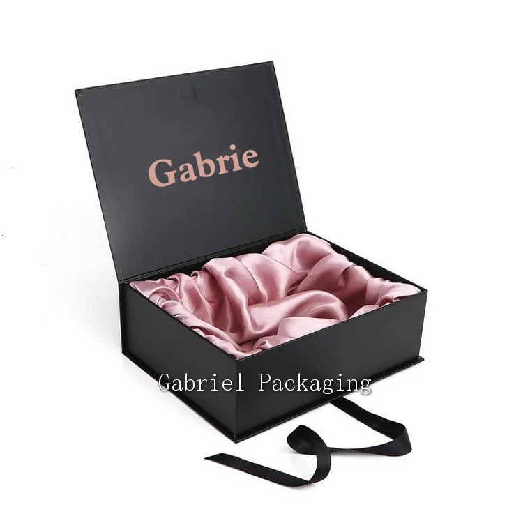 Custom Logo Black Magnetic Cardboard Paper Gift Wig Luxury Packaging Gift Box with Ribbon Closure